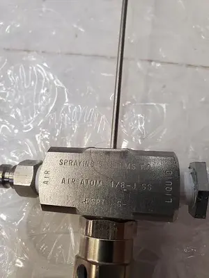 SPRAYING SYSTEMS AIR ATOM 1-8-J SS