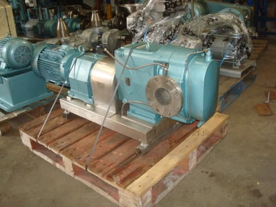 300 Lpm Waukesha S/S Pump Model 50 70