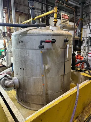 _UNKNOWN_ -UNKNOWN- Misc. Tanks | Perry Equipment (2)