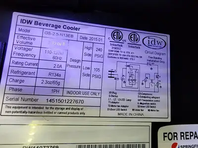 Used IDW Used IDW Beverage Cooler GS-2.5-N13EB Reach-In Refrigerator 120V Display Refrigerators Illinois US | Falcon Restaurant Supply #1375667