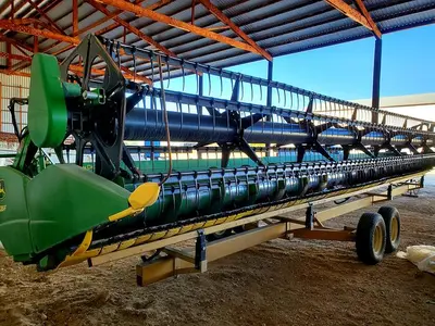 USED 2011 JOHN DEERE 635F