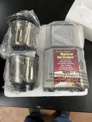 New | in-Stock Waring Used Waring WSG30 1.5 Cup Stainless Commercial Spice Grinder - 120V - TH2 Grinders / Shredders - Food Illinois US | Falcon Restaurant Supply #1374949
