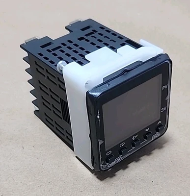 NEW Omron E5CC-QX3A5M-000