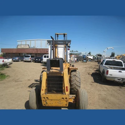 Case 585E Forklift