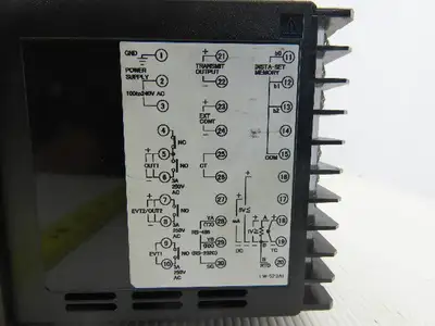 Shinko ACD-13A-R/M Multi-Range Controller 3A 25V AC AMB. Temp. 0 TO 50° C