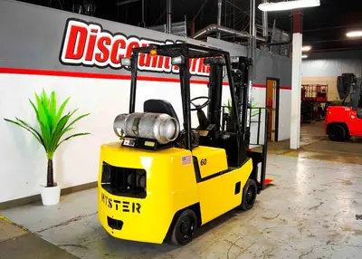 USED 1990 HYSTER S60XL