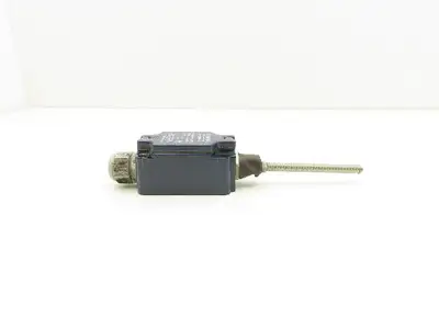Schmersal MAF 330-11Y-M20 Limit Switch Spring Rod Lever 250V 15A NO NC