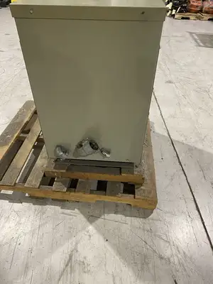 9T23B3884 | GE  75.0 kVA 60Hz 3 PH 5.9%  IMP  Step Down Transformer 480/240V - Used