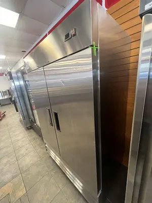 Used NORTH POLE ND-CFD-2RR-E-HC Refrigerators Florida US | BAM Discount Restaurant Equipment #1257188