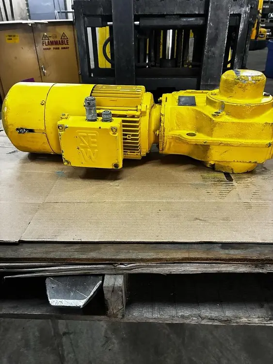 Used SEW-EURODRIVE T-DT90L-4 Industrial Controls Ohio US | Surplus Asset Holdings #1289385