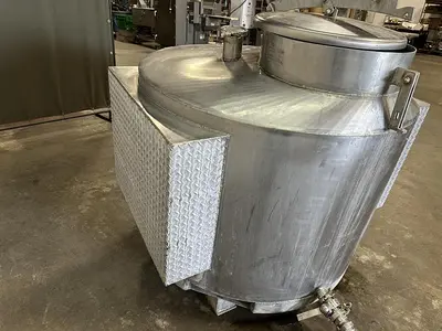 USED MANWAYS CM-4.20