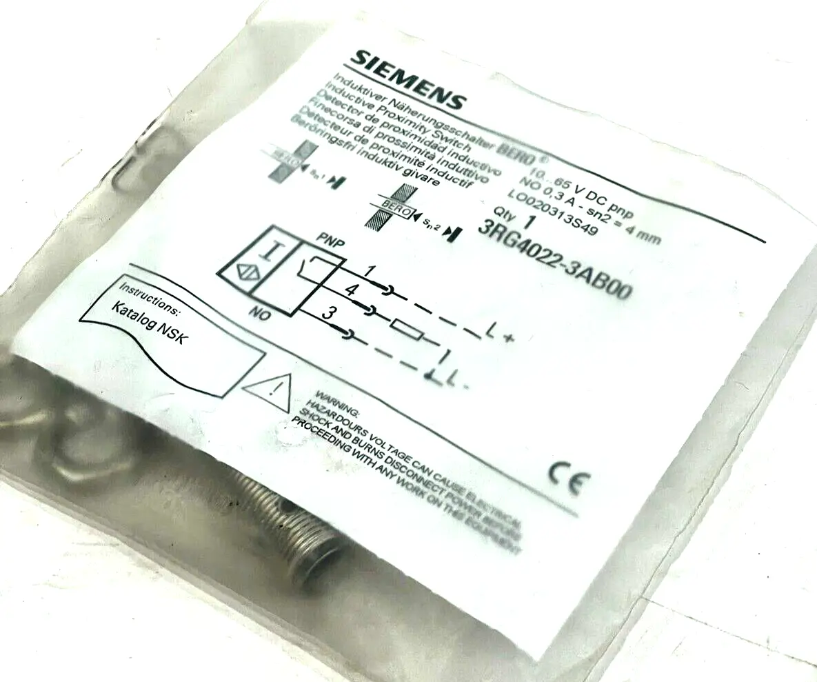 NEW SIEMENS 3RG4022-3AB00 INDUCTIVE PROXIMITY SWITCH 3RG40223AB00