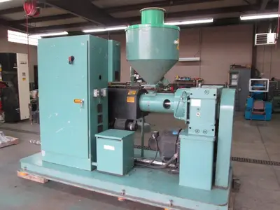3.5″ Polytruder 24:1 Air Cooled Extruder