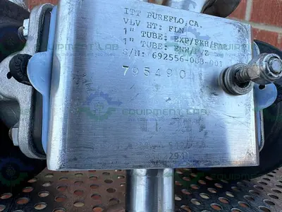 USED 2 ITT PURE FLO ADVANTAGE 3 - WAY DIAPHRAGM VALVE W/ 1" SANITARY FITTING