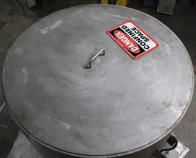 SPC8693  Tank 350 gallon vertical tank, Stainless Steel, flat