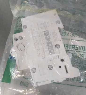 Allen Bradley 1492-SPM1C100 / D Circuit Breaker Loc4D47