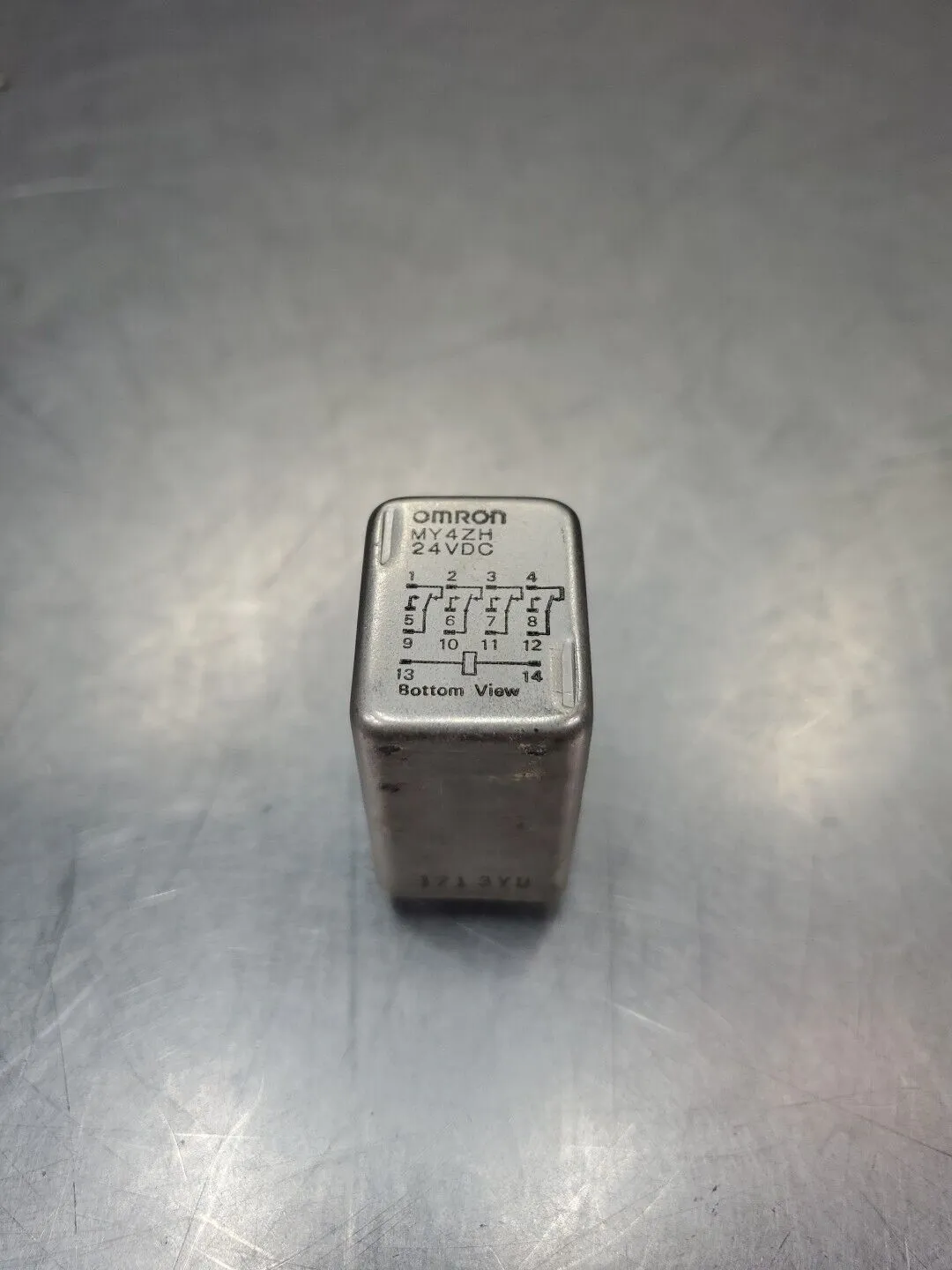 Omron MY4ZH-US Relay 24VDC Coil 3A 120VAC 14-Pin. 4D-23