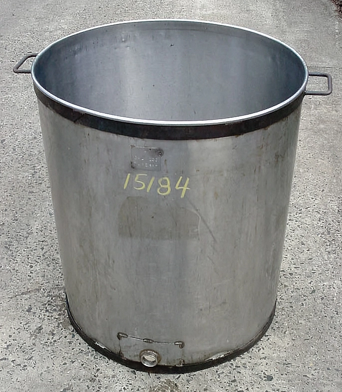 USED 100 GALLON SS TANK 100 GALLON