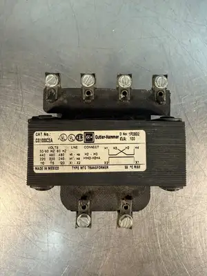 Cutler-Hammer C0100C2A Control Transformer 50/60 Hz (9.3.3)