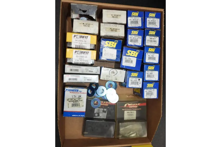 Used _UNKNOWN_ _UNKNOWN_ Engine Parts & Accessories Michigan US | Thompson Auctioneers #1521072