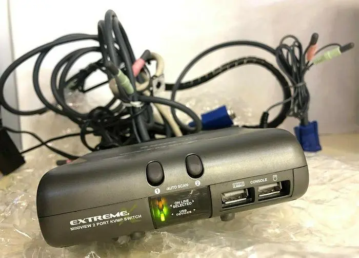 IO GEAR GCS1732 EXTREME MINIVIEW 2 PORT KVMP SWITCH