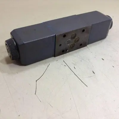 USED VICKERS DG4V-3-6C-M-U-HL7-60