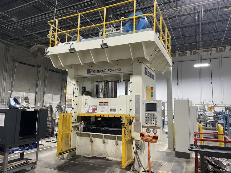 Used 2017 SIMPAC SIMPAC PDH-250 PRESS Straight Side Presses Michigan US | Alma Machinery #899824