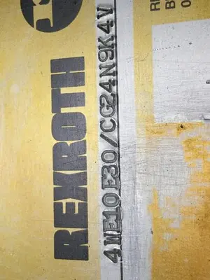 USED REXROTH 4WE10E30/CG24N9K4V