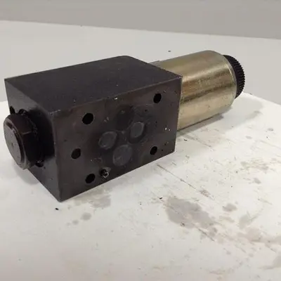 USED VICKERS DG4V3S22AMUHL760EN490