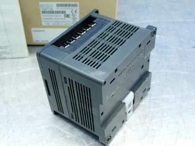 New | in-Stock GENERAL ELECTRIC IC200UEX726 PLC Expansion Units Ohio US | HGR 24 #904499