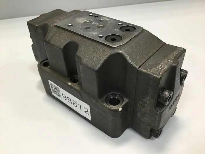 Used TOKIMEC DG3V-7-33C-E-10-JA8-Z Valves/Fittings Michigan US | Ideal Machinery #697678