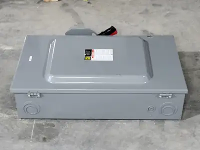 USED SQUARE D CH364