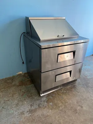 75-0281 True TFP-32 32'' Self-Contained Sandwich Prep Cooler