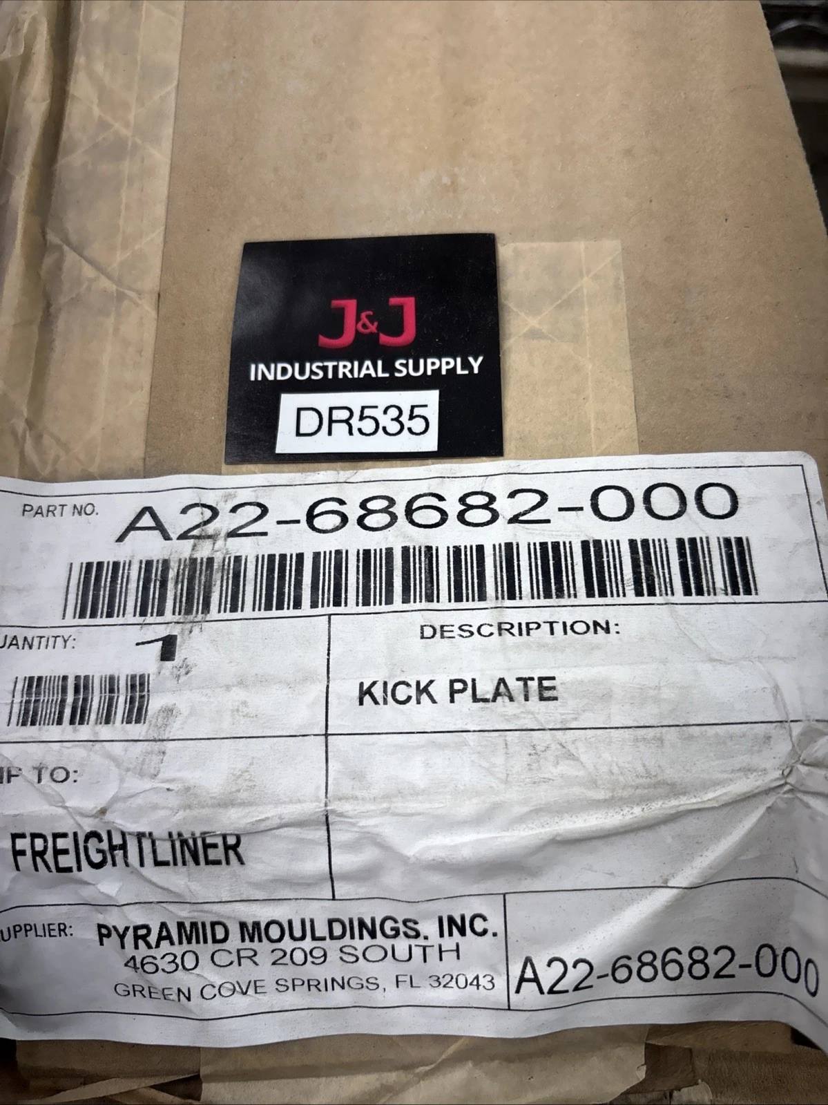 A22-68682-000 Genuine Freightliner Hinged Kick Plate OEM - New Fast Shipping.