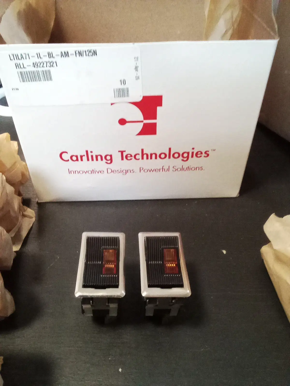 Used Carling Technologies Carling Technologies Rocker Switch LTILA71-1L-BL-AM-FN/125N Relays & Switches US | Infinity wholesale & Supply LLC #1305627
