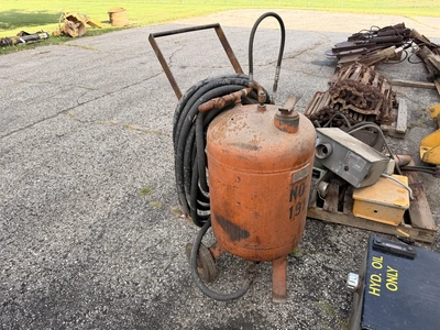 Used ANDERSON SAND BLASTER B410-64 Blast Cleaning Michigan US | Miedema Asset Management Group #1414304
