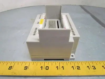 Sixtrak ST-AI-INS-08UB Analog Input Module