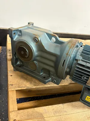 SEW-EURODRIVE DFT80K4 Gearmotors | ESS Industrial Equipment Sales (7)