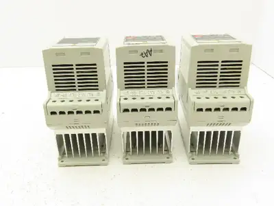 Allen Bradley 160-BA04NSF1 Speed Controller 380-460V 4.6A 2HP Ser.C Lot of 3