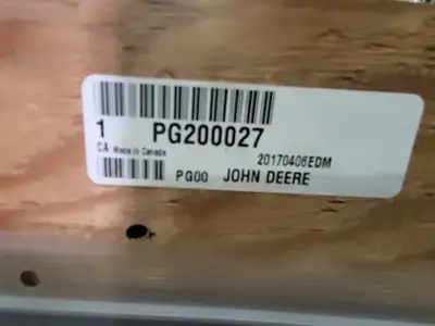 USED JOHN DEERE PG200027