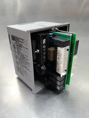 USED Cleaver Brooks Type 833-3139 Flame Safeguard Fireye Chassis