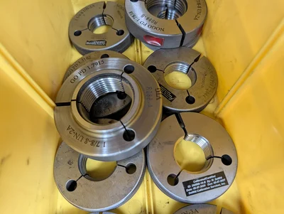 Used _UNKNOWN_ _UNKNOWN_ Pin & Plug Gages Texas US | IRS Auction #1320720