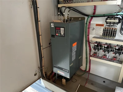 USED CINCINNATI MILACRON APEX 3.5