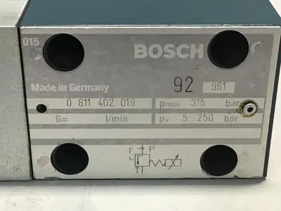 USED BOSCH 0 811 402 019
