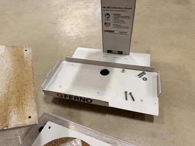Used FERNO M-200 DEFIBRILLATOR MOUNT Medical Parts Michigan US | Miedema Asset Management Group #1390097