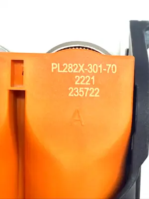 USED AMPHENOL POWERLOK 300 RIGHT ANGLE