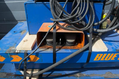 Blue Giant Scissor Lift