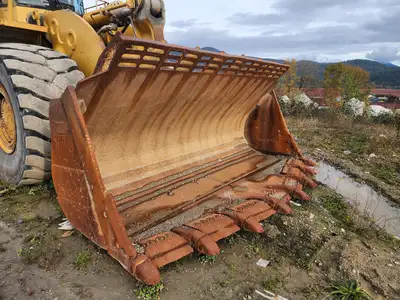 Used 2004 CATERPILLAR 990 Skid Steer Loaders British Columbia CA | Lenmark #277799