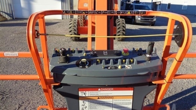 USED 2024 JLG 660SJ