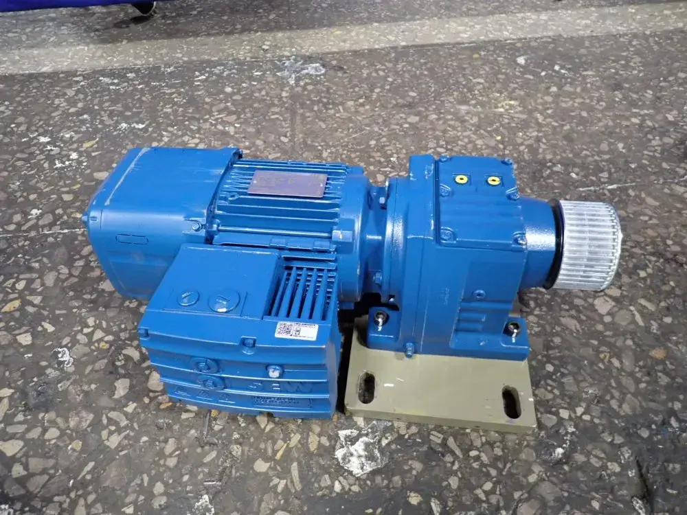 Sew  1.1 Kw Gear Drive